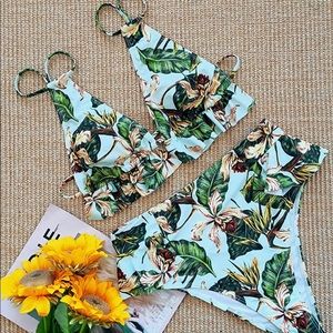 swimsuit. small. beautifully.